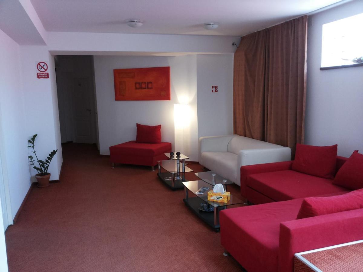 Hotel Oxigen Petrosani Exterior photo